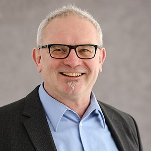 Herr Waibel ist Fachberater für Wertkonten bei der DBZWK